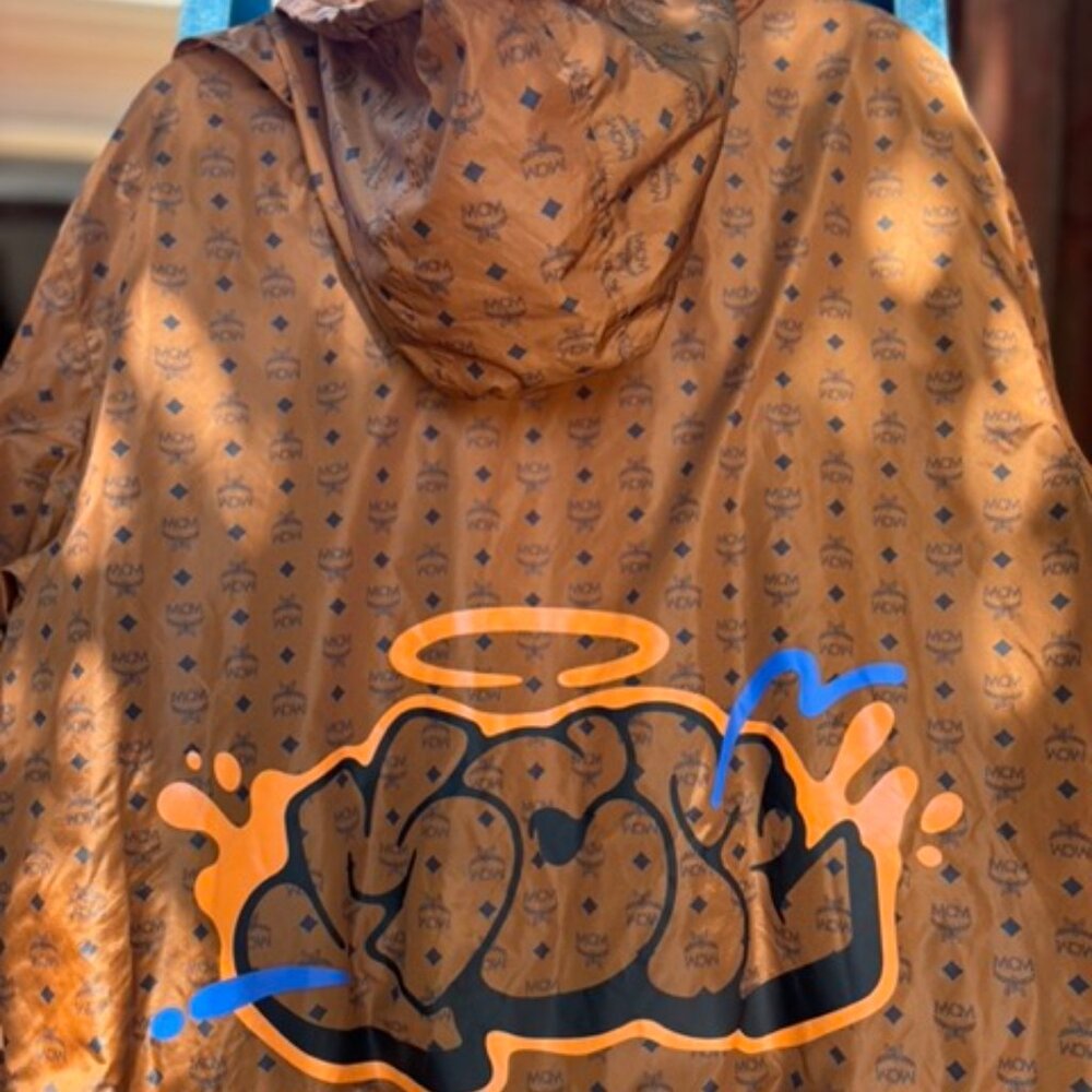 MCM Sam Pen Raincoat - Picture 6 of 10